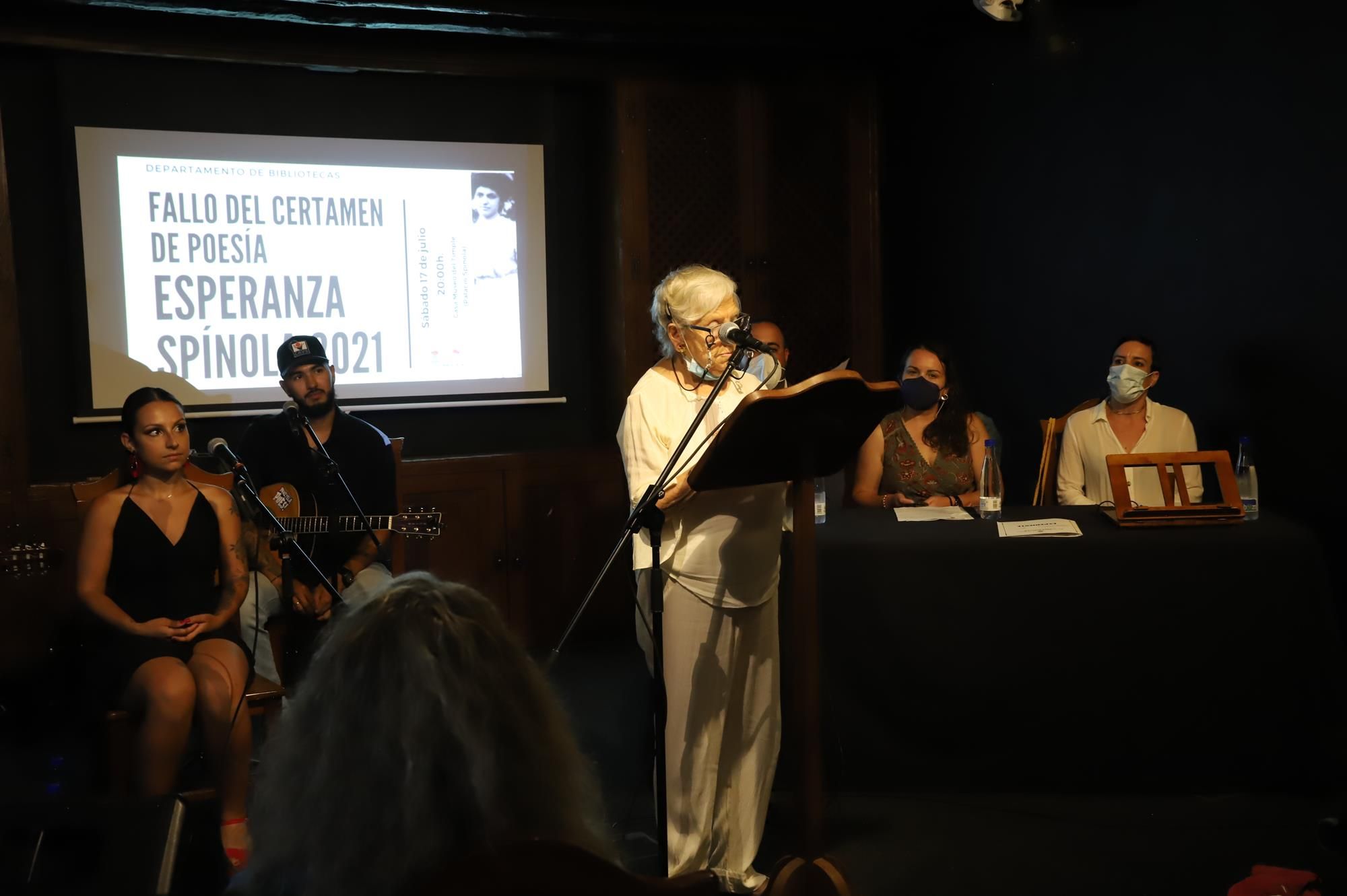 Concurso de Poesía Esperanza Spínola  