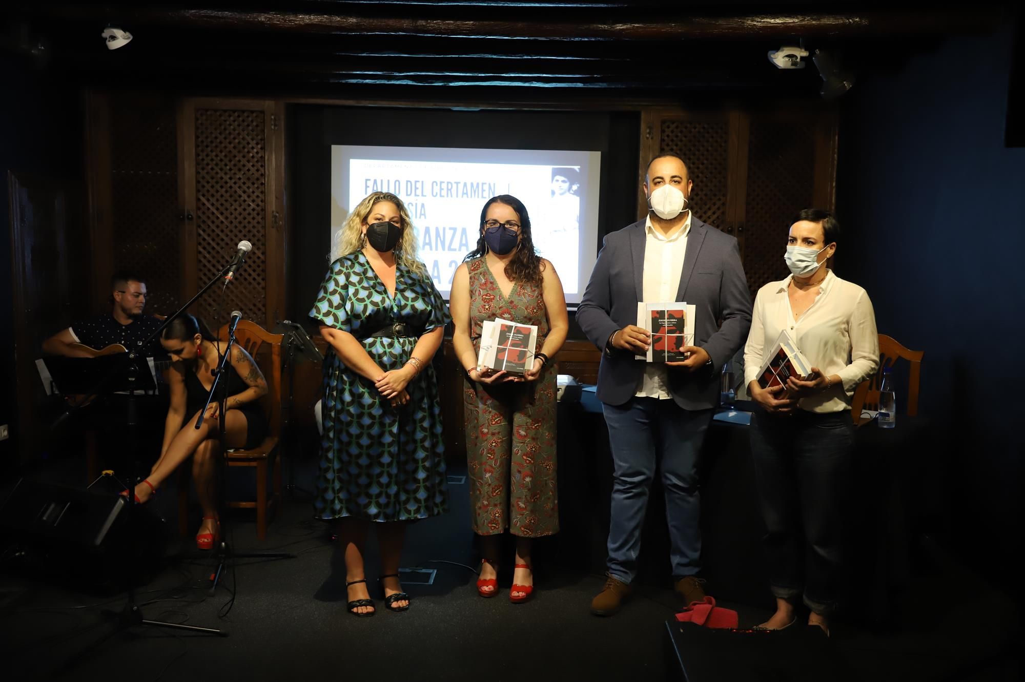 Concurso de Poesía Esperanza Spínola  