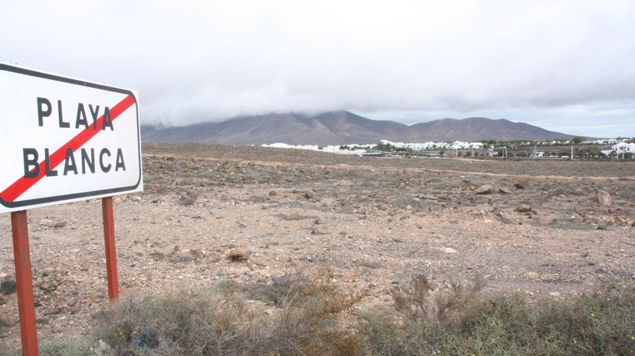Parcela de la urbanización Costa Roja Parcela de la urbanización Costa Roja