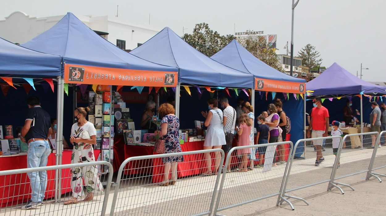 Feria del Libro en Playa Blanca