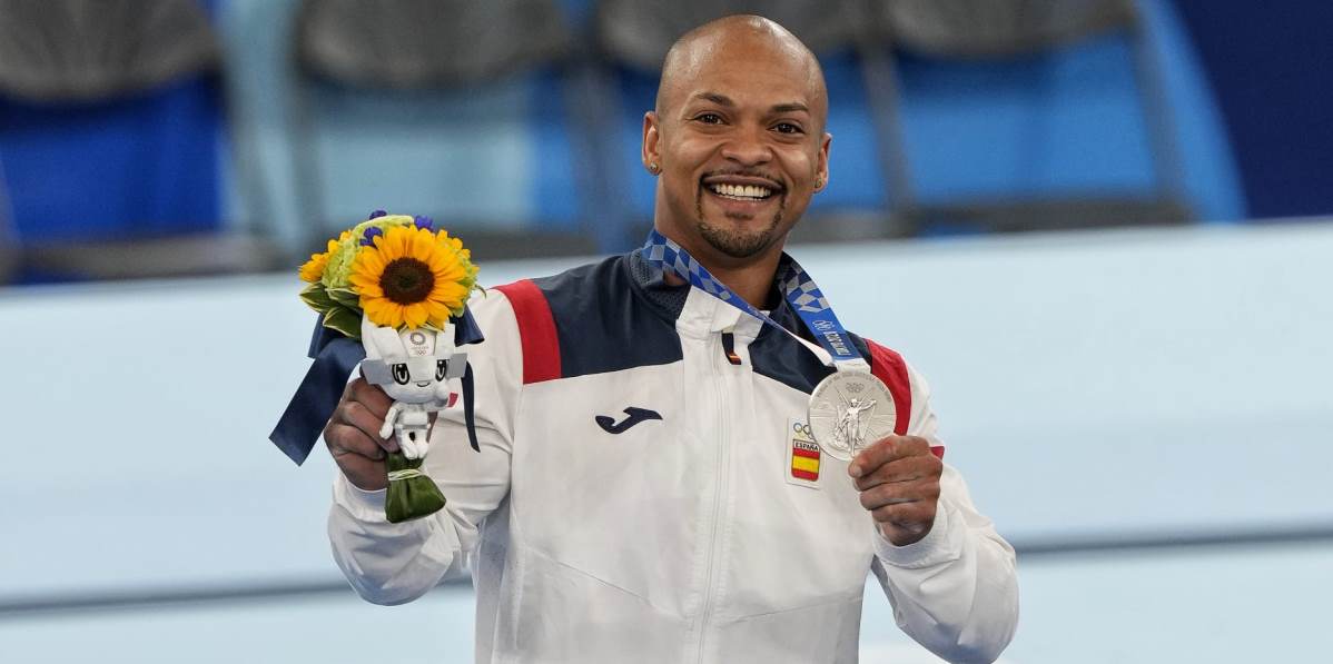Ray Zapata logra la medalla de plata en Tokio