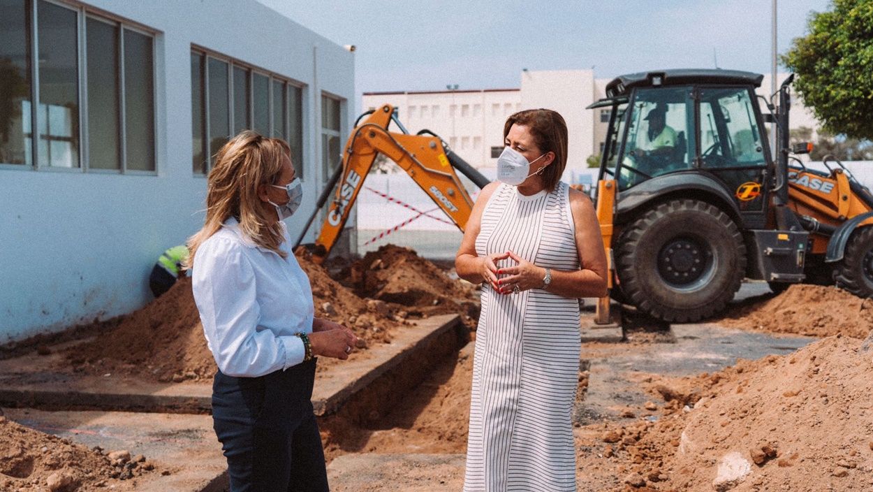 Visita a las obras del comedor del colegio Capellanía de Yágabo
