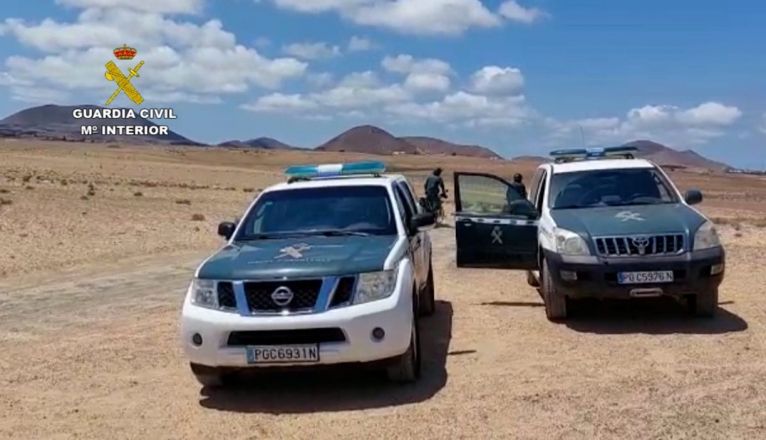 Controles de la Guardia Civil contra la extracción de áridos en Lanzarote Controles de la Guardia Civil contra la extracción de áridos en Lanzarote