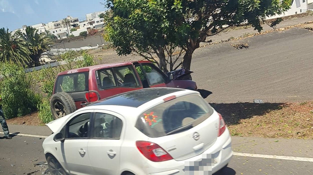 Accidente de tráfico junto al cementerio de Tao