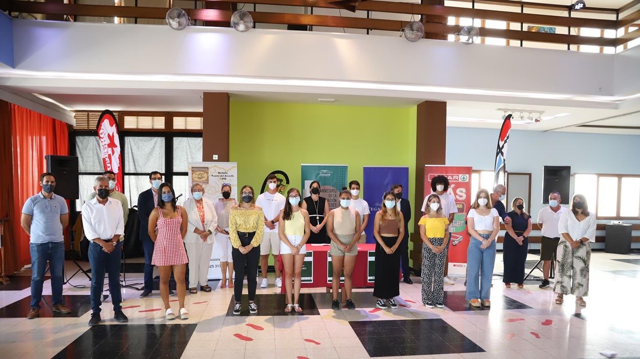 Entrega de las becas de la Asociación Mercedes Medina Díaz