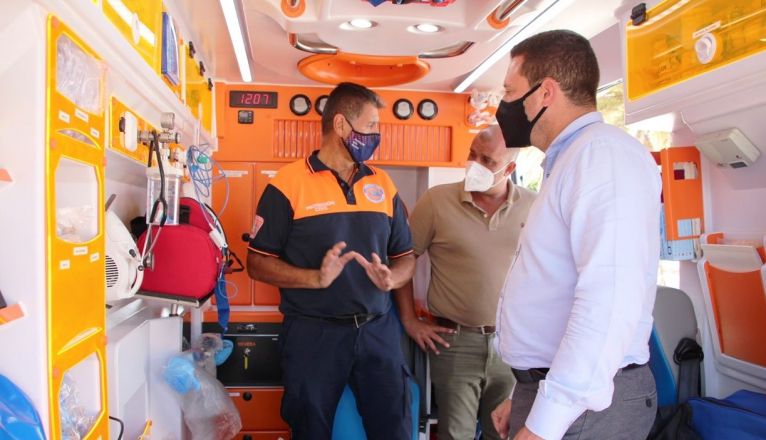 Nueva ambulancia de Protección Civil de Yaiza