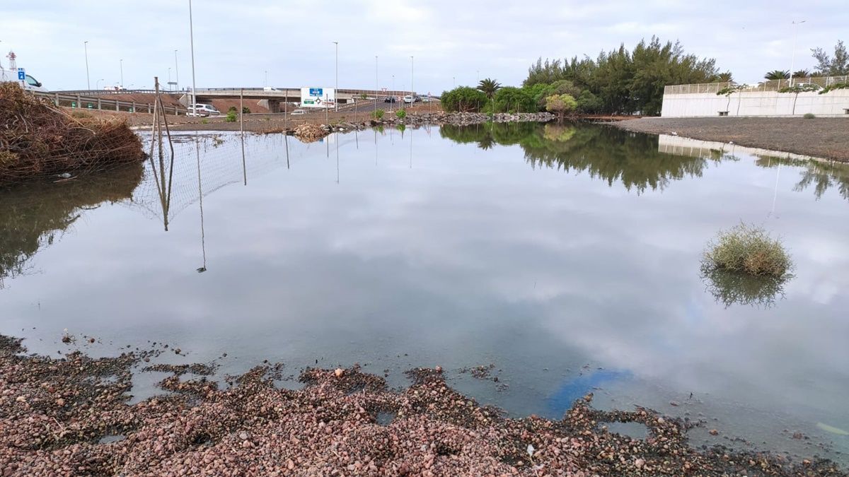 Imagen de los vertidos de aguas residuales en Argana Alta