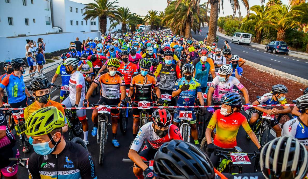 Antonio Padrón y Tessa Kortekaas se hacen con el título de la tan esperada VII Ultrabike Lanzarote