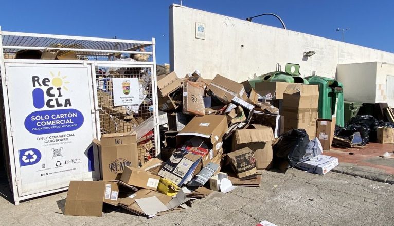 Imagen de la basura en Playa Blanca