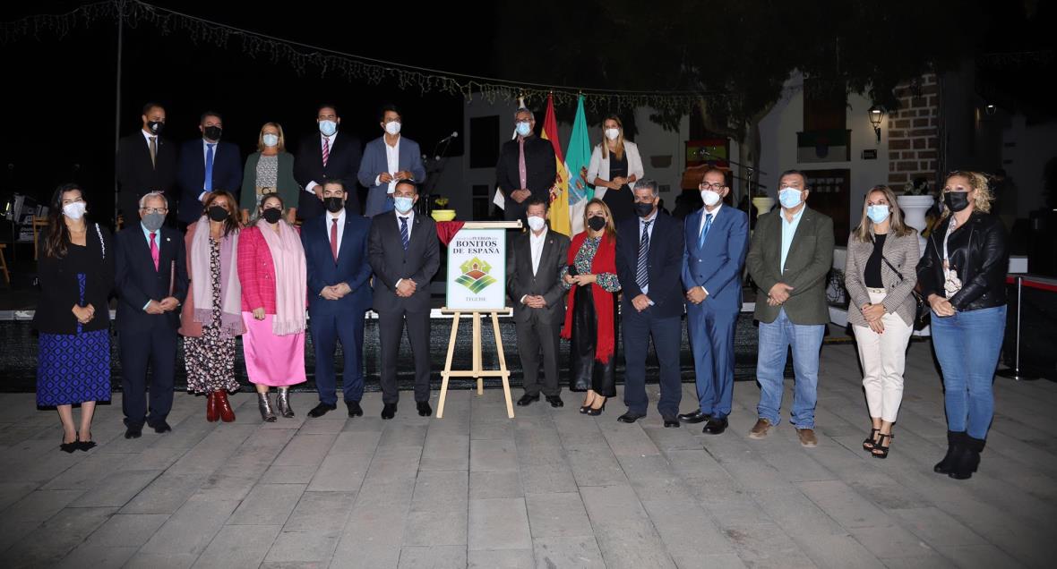 Teguise proclamado "Uno de Los Pueblos más Bonitos de España"