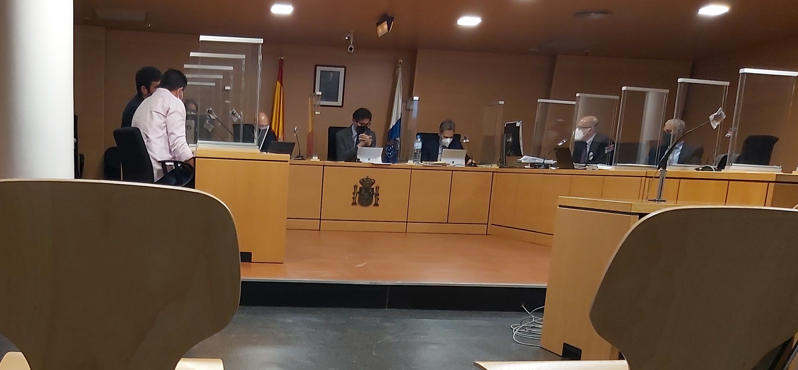 Primera sesión del juicio por presuntas agresiones sexuales continuadas a una menor