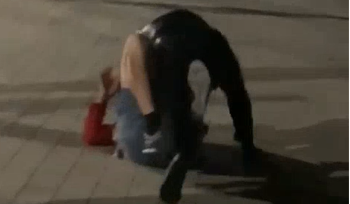Pelea en la Marina