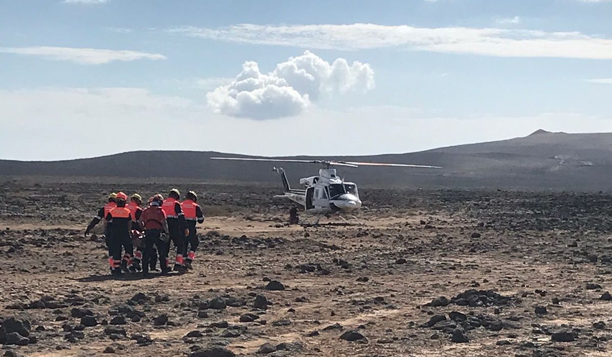 Rescate en helicóptero en Los Charcones Rescate en helicóptero en Los Charcones