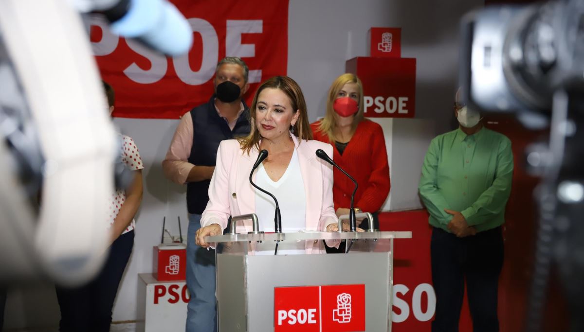 Rueda de prensa de María Dolores Corujo, secretaria del PSOE lanzaroteño