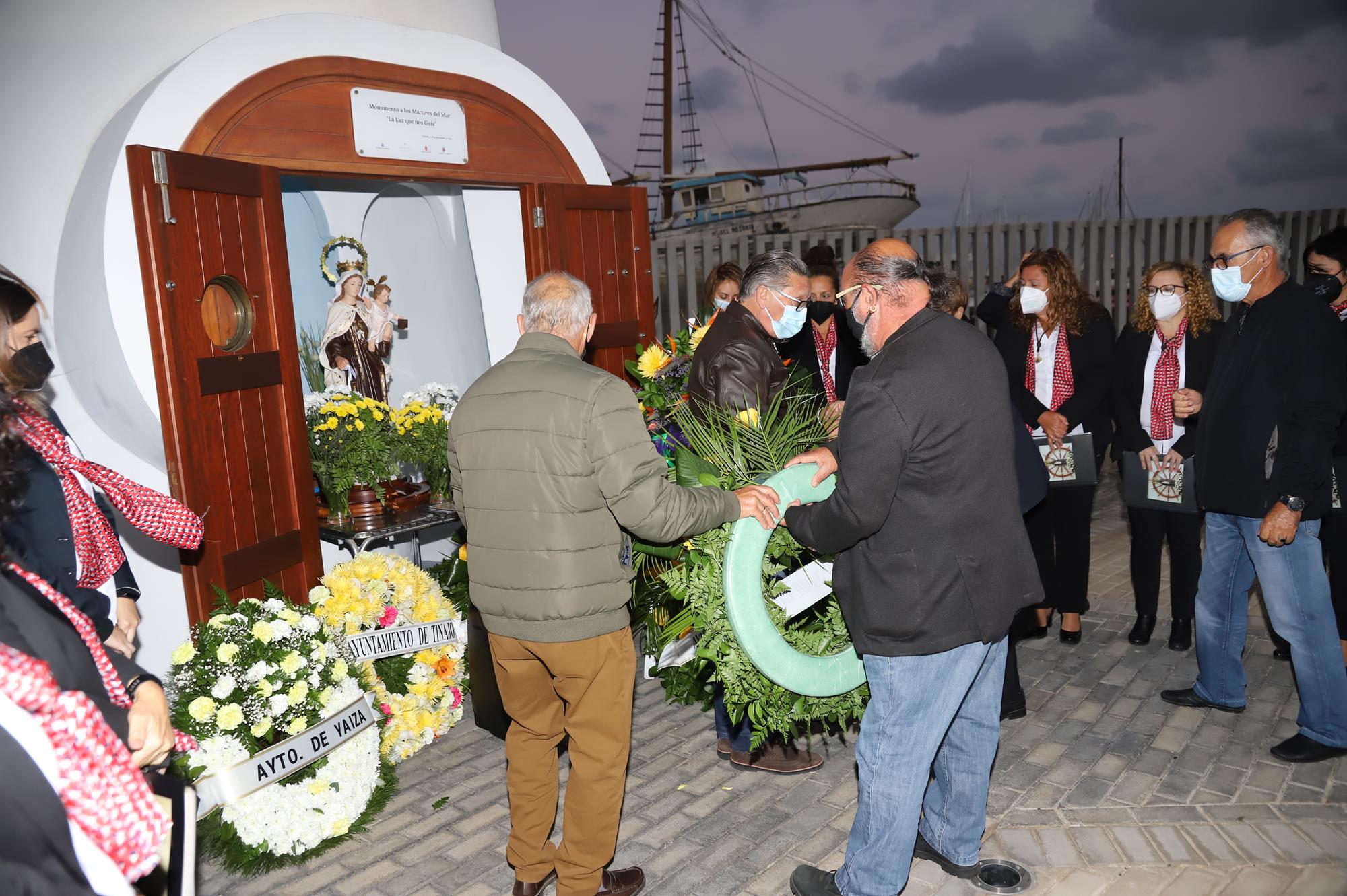 Recuerdo a las víctimas del Cruz del Mar