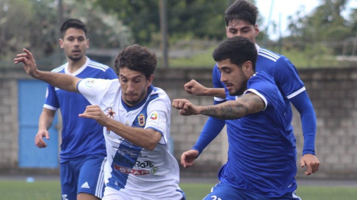 Empate de la UD Lanzarote ante el Vera en un  partido de poder a poder