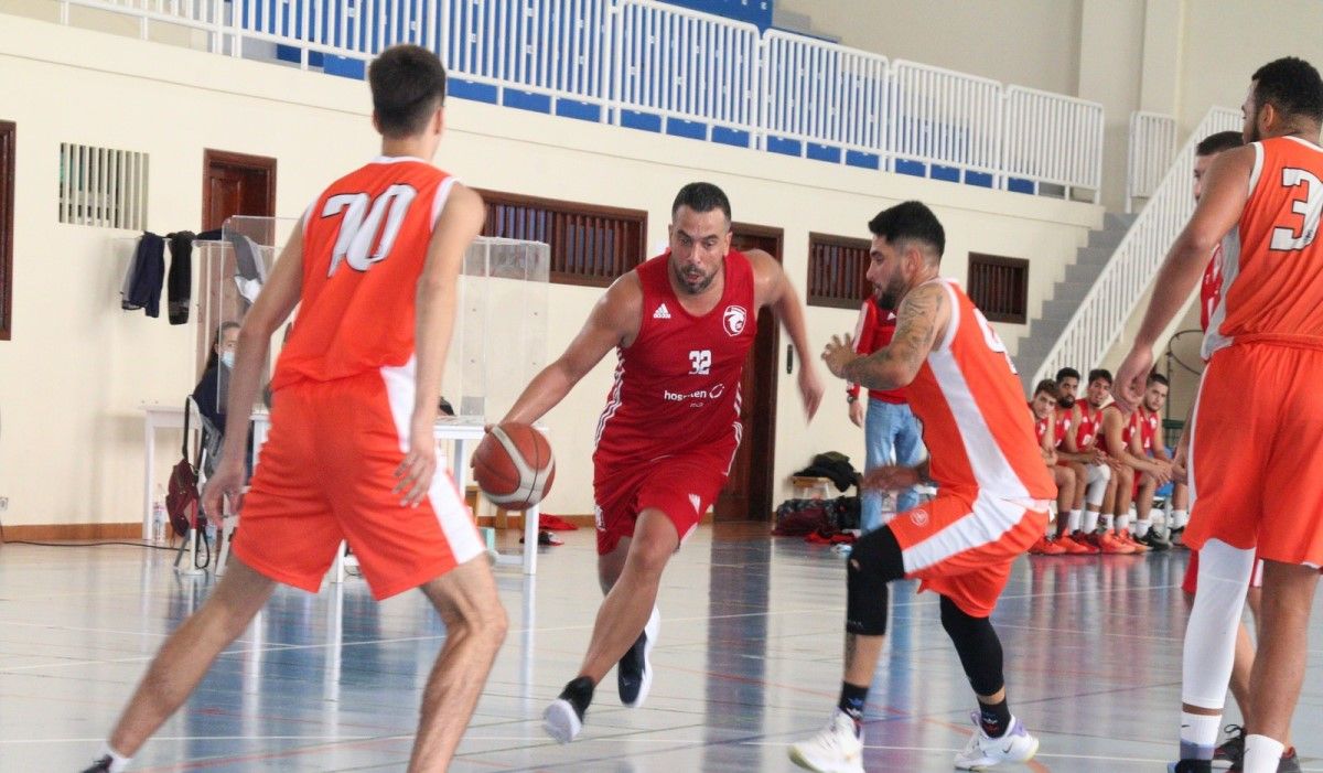 Al Aloe Plus Lanzarote Conejeros se le escapa el partido en los minutos finales