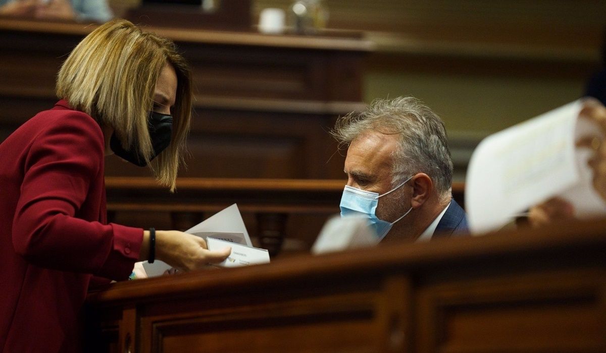 El presidente de Canarias, Ángel Víctor Torres, en una sesión en el Parlamento de Canarias | Foto: EuropaPress