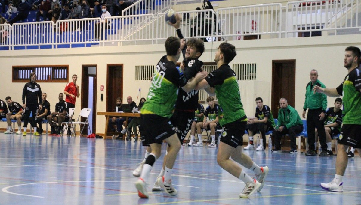 El Gourmet Ampate logra una sufrida victoria ante el  Automanía Luceros