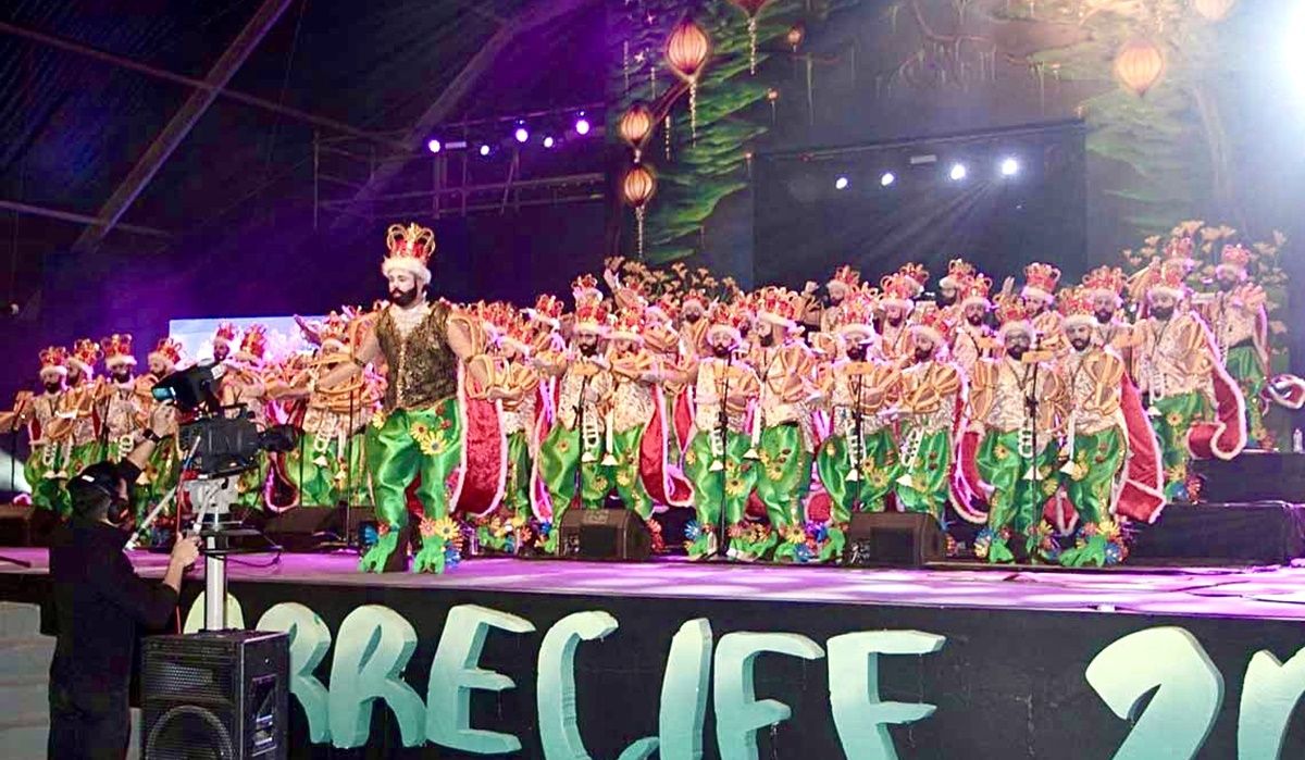 La murga Los Tabletúos en el concurso de murgas de Arrecife