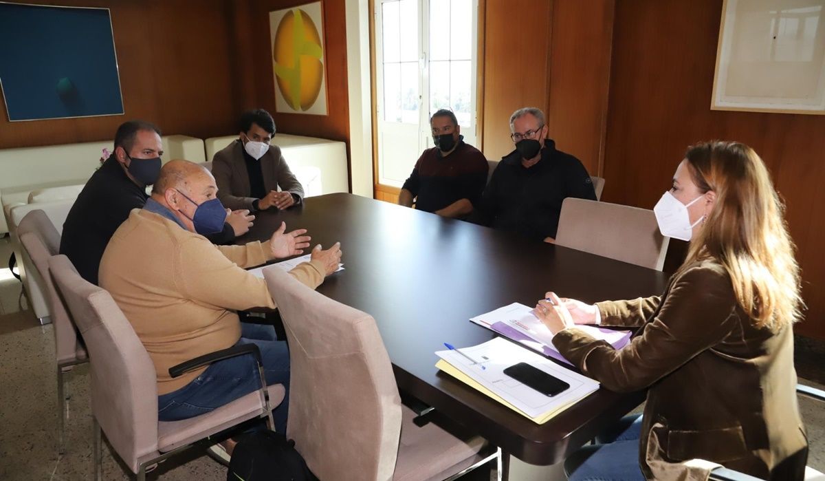 Reunión entre el Cabildo e Intersindical Canaria