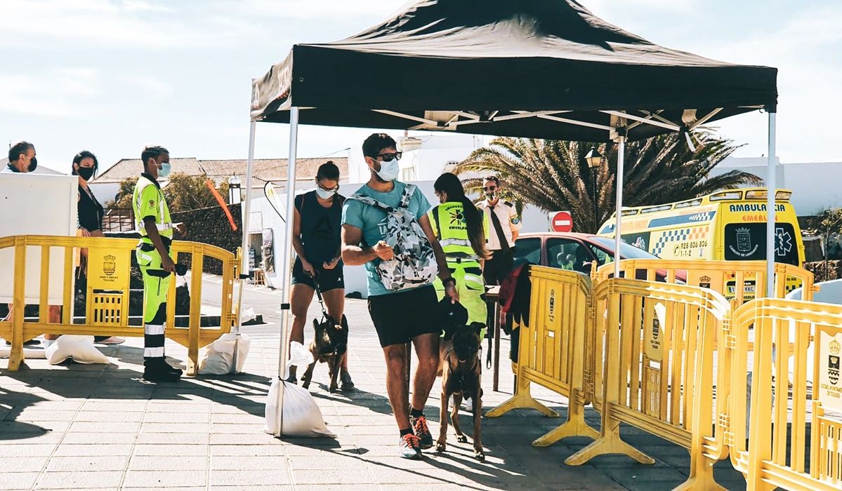 Entrada del mercadillo de Teguise