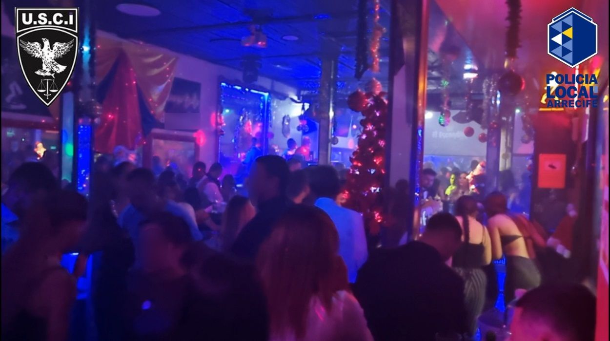 Desalojo de una discoteca en Arrecife