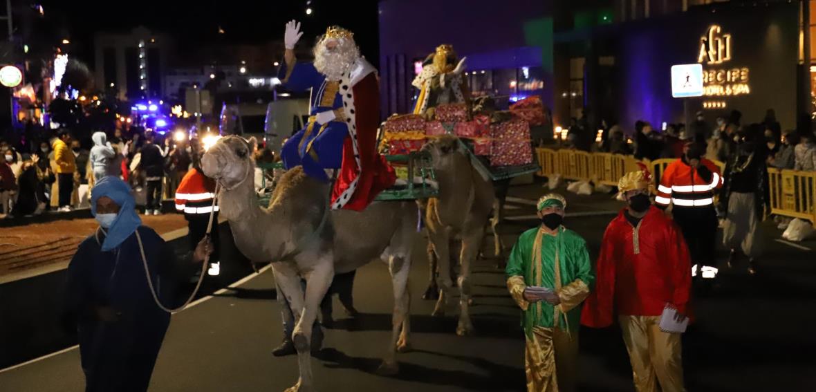 Los Reyes Magos reparten ilusión en Arrecife