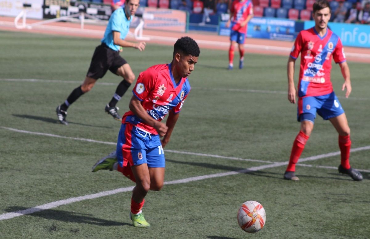 La UD Lanzarote se impone al líder de la Tercera División RFEF (1-0)