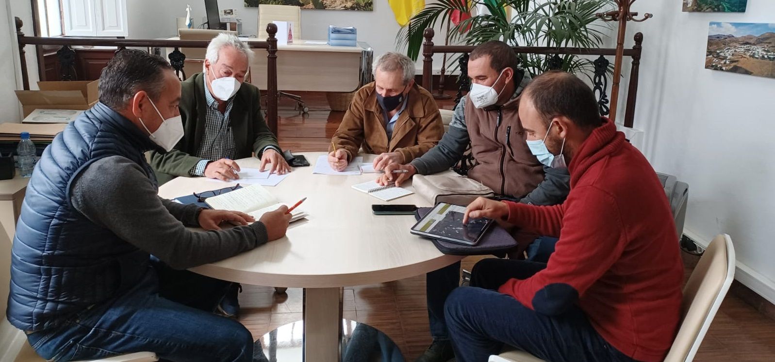Reunión en el Ayuntamiento de Haría con el sector agrícola