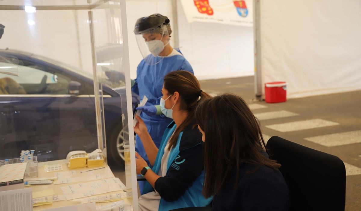 Enfermeras en el autocovid de Arrecife