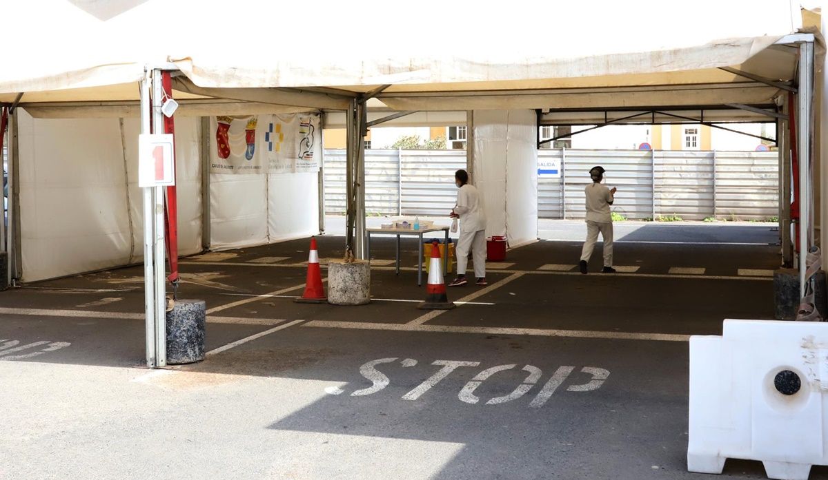 Entrada al autocovid de Arrecife