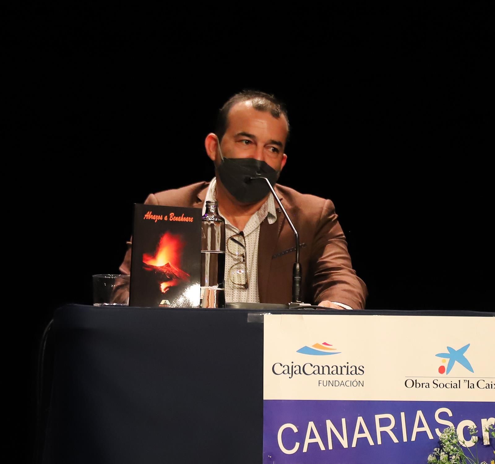 Presentación del libro Abrazos a Benahoare Presentación del libro Abrazos a Benahoare