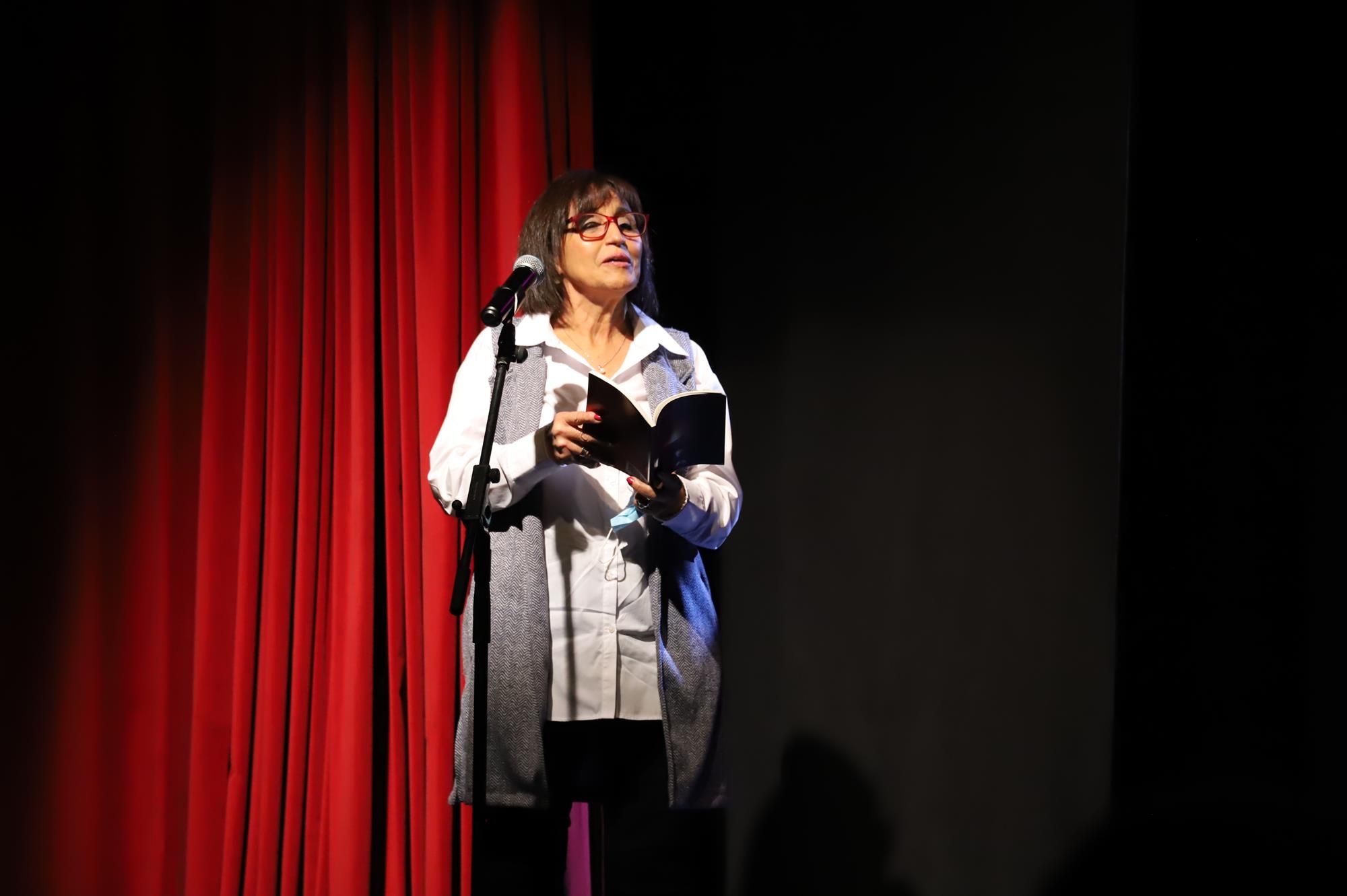 Presentación del libro Abrazos a Benahoare Presentación del libro Abrazos a Benahoare