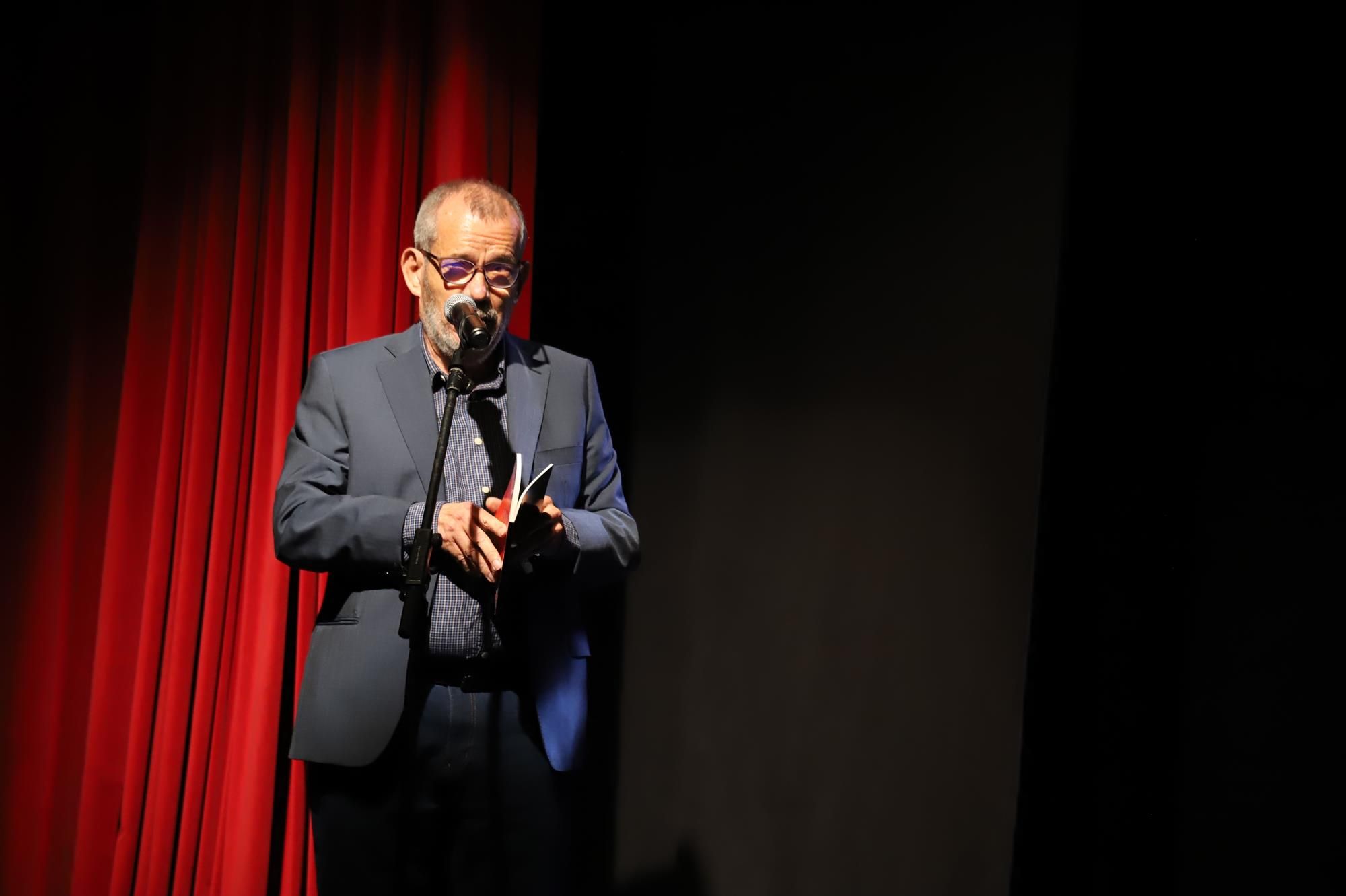 Presentación del libro Abrazos a Benahoare Presentación del libro Abrazos a Benahoare