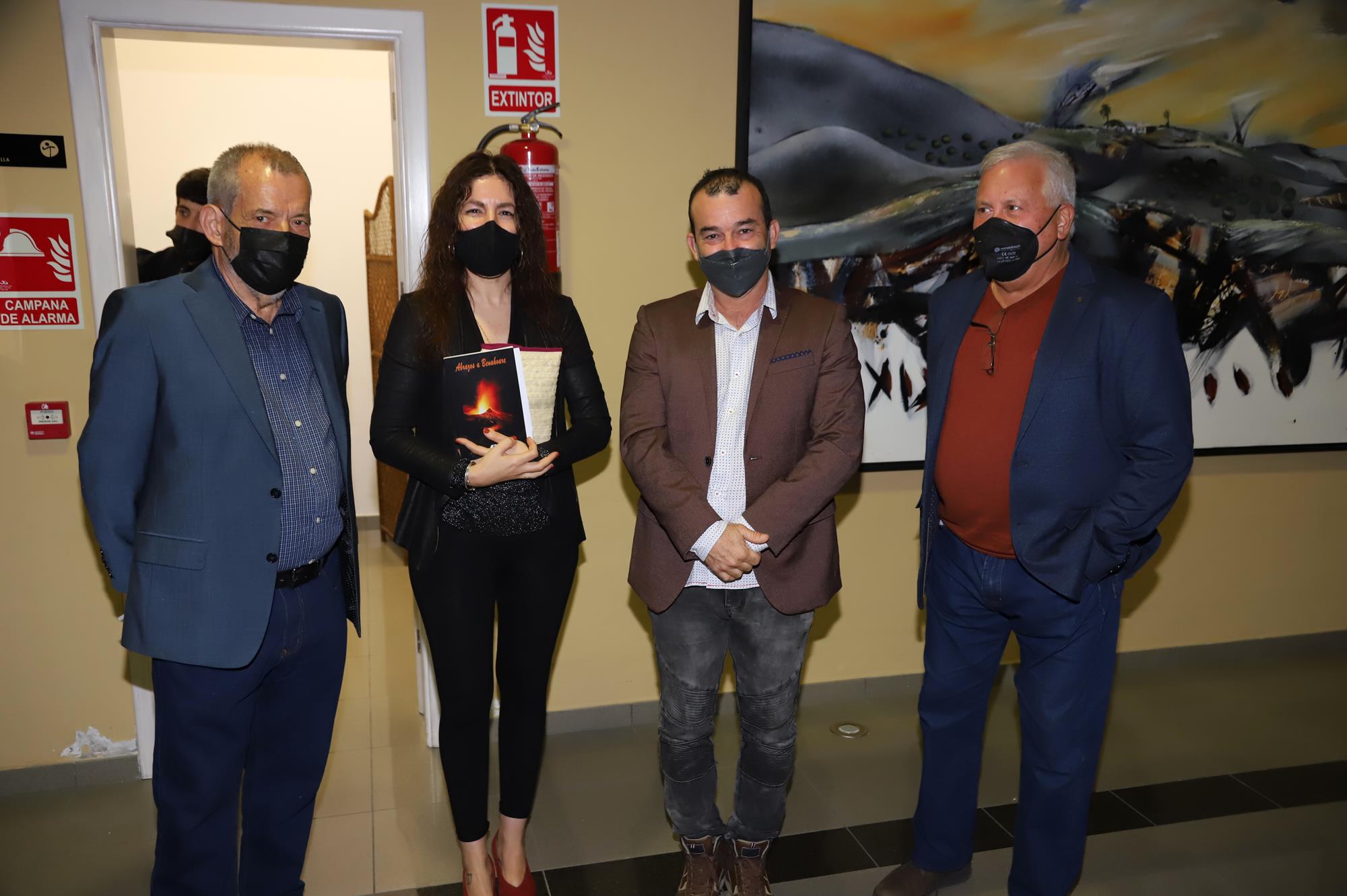 Presentación del libro Abrazos a Benahoare Presentación del libro Abrazos a Benahoare