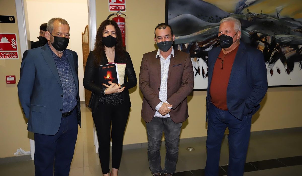 Presentación del libro Abrazos a Benahoare