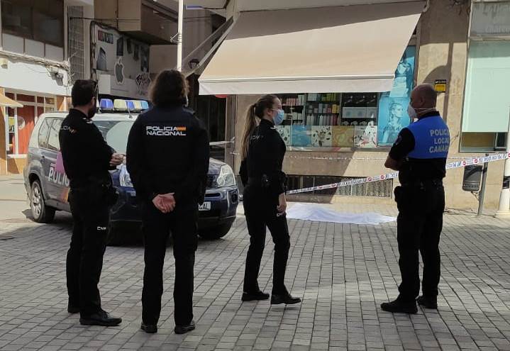 Fallece tras precipitarse desde un edificio en La Plazuela. Fotos: La Voz