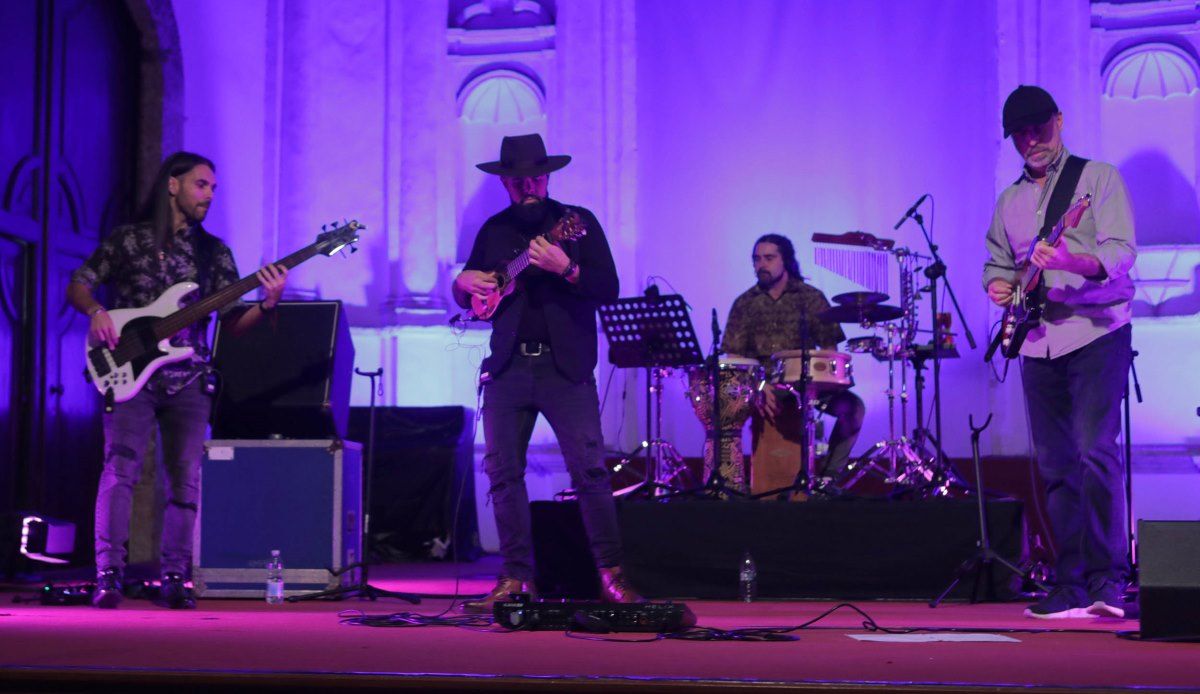 El timplista majorero Althay Páez presenta su disco "Sostiene Pereira"