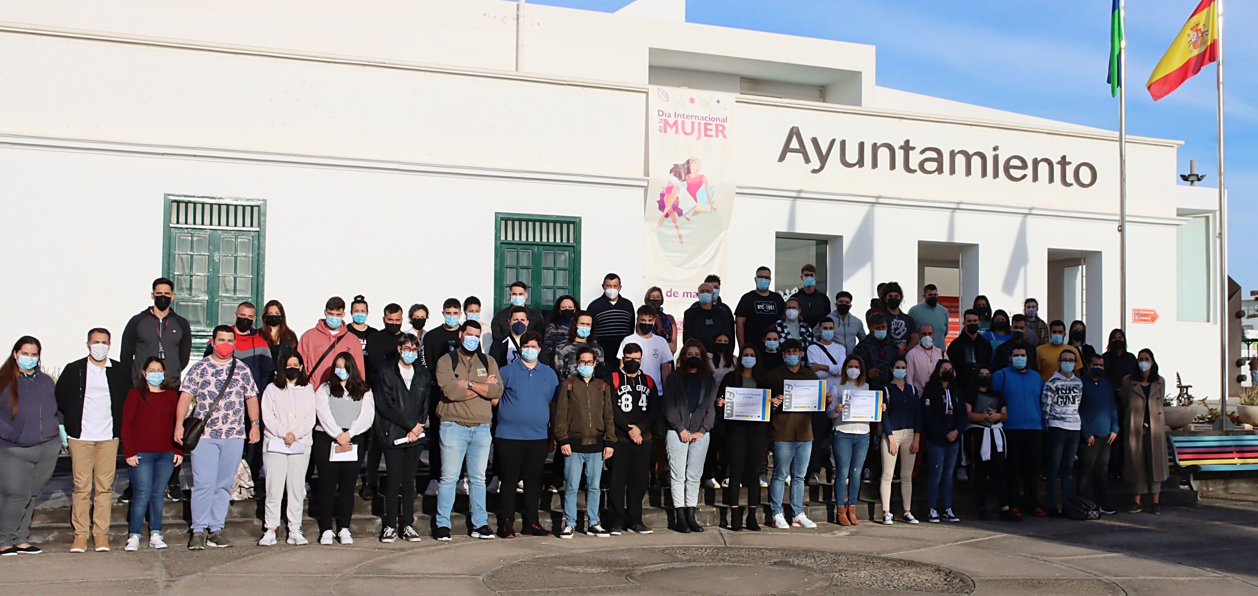 Recepción en el Ayuntamiento a los nuevos jóvenes contratados