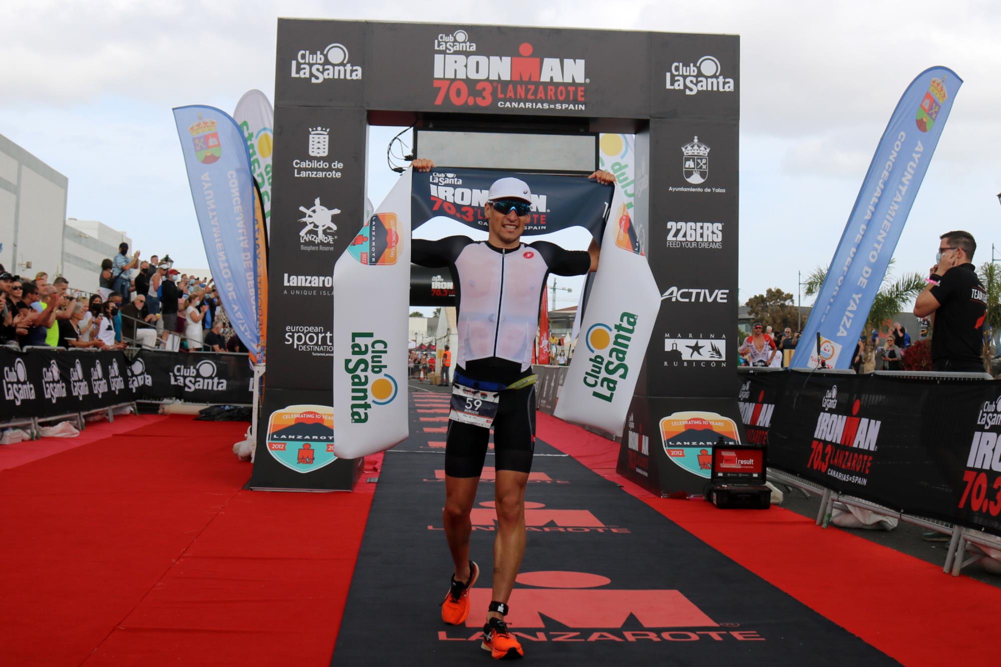 Léo Bergère y Katrina Matthews se llevan el triunfo en el Club La Santa IRONMAN 70.3 Lanzarote 2022