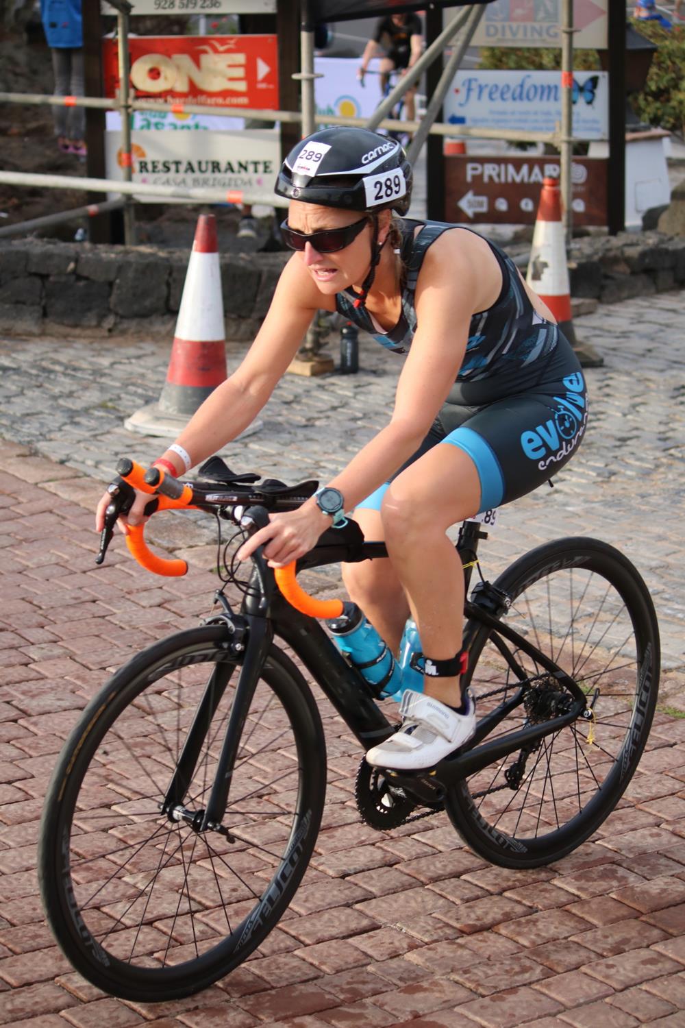Léo Bergère y Katrina Matthews se llevan el triunfo en el Club La Santa IRONMAN 70.3 Lanzarote 2022