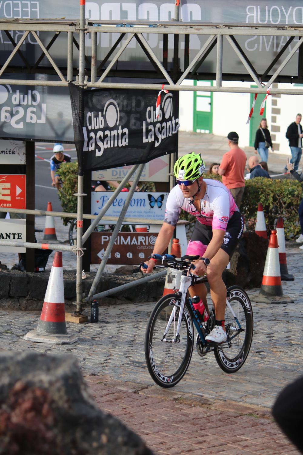 Léo Bergère y Katrina Matthews se llevan el triunfo en el Club La Santa IRONMAN 70.3 Lanzarote 2022