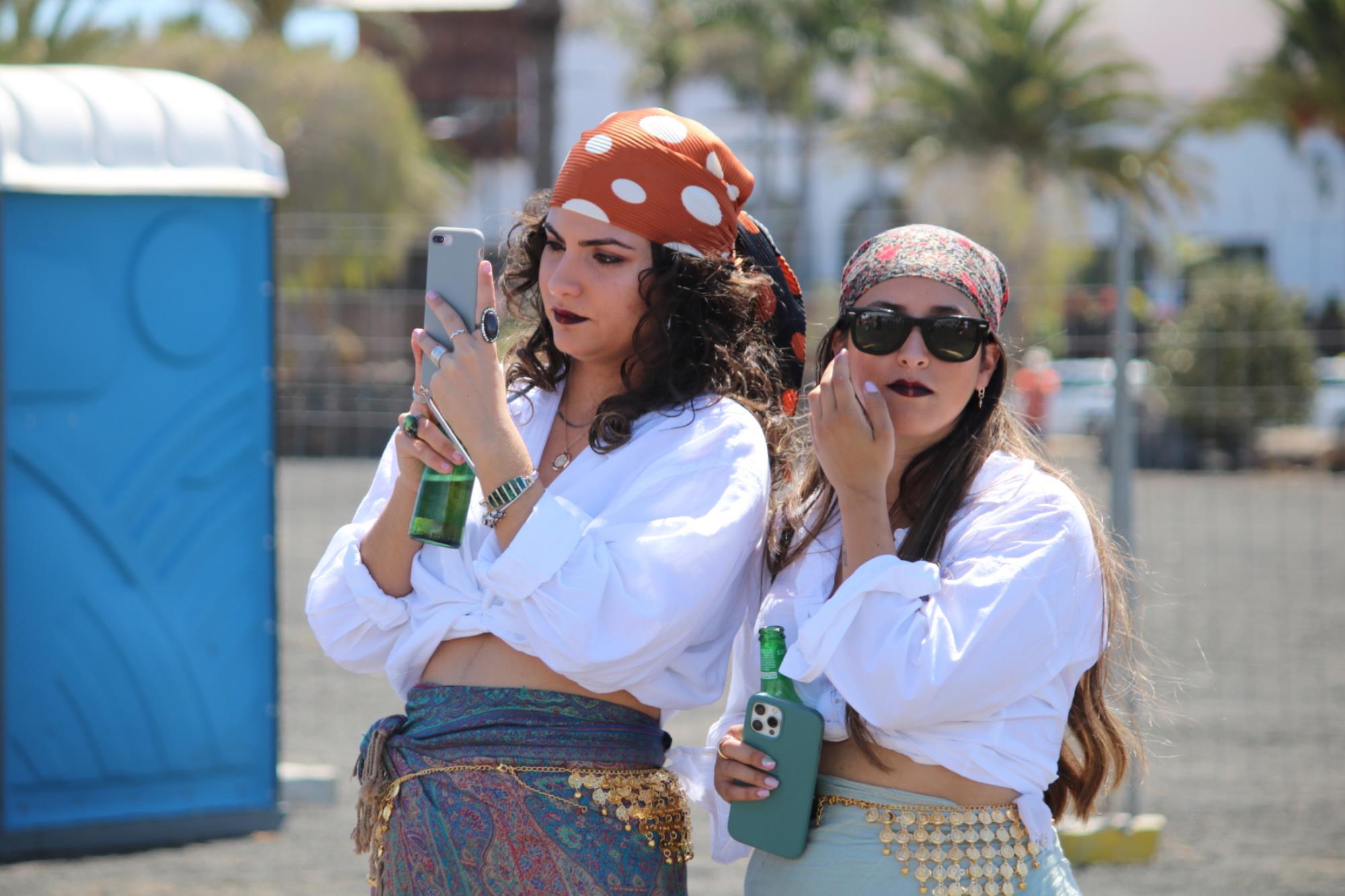 Carnaval de día en Playa Blanca Carnaval de día en Playa Blanca