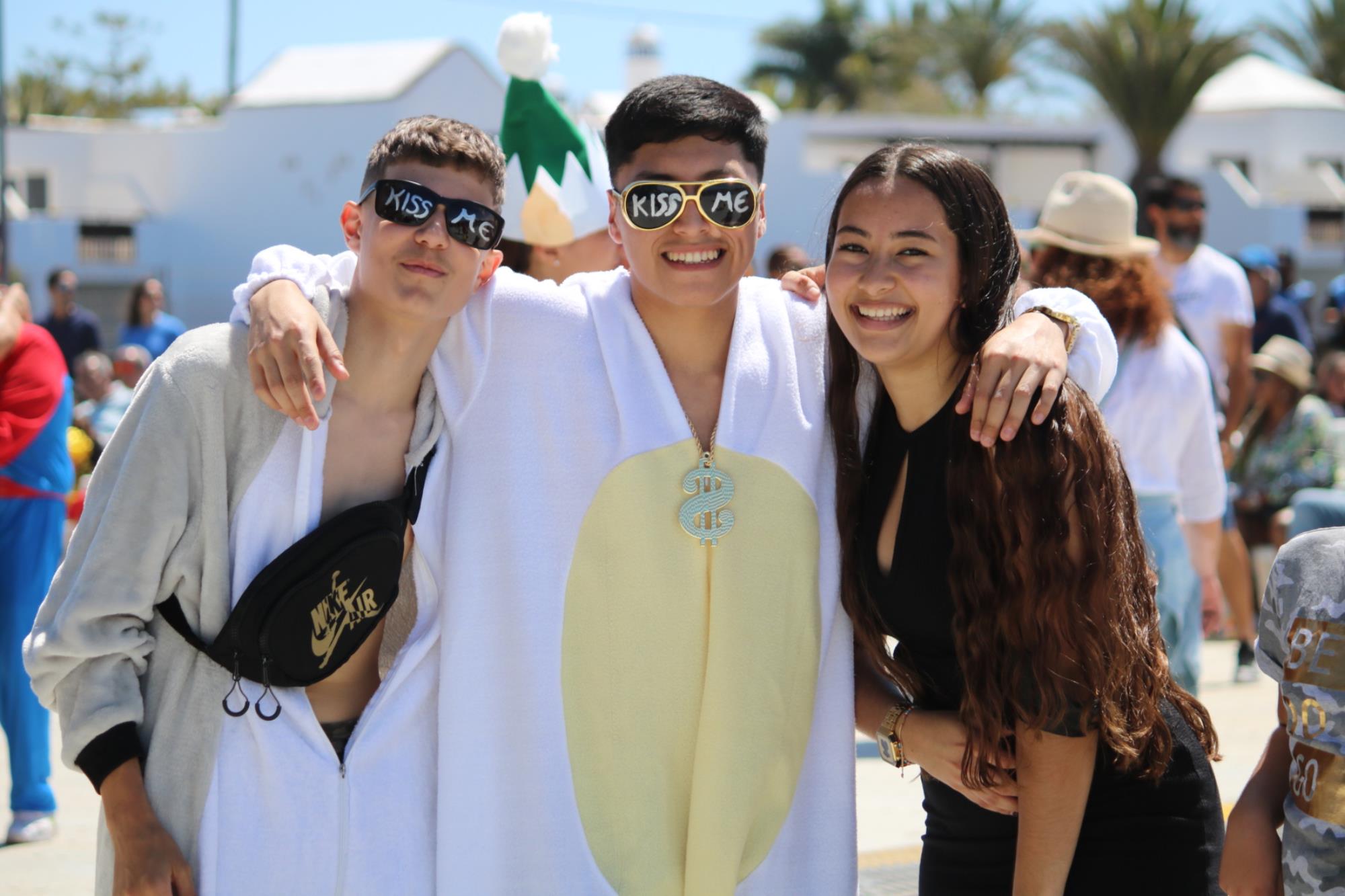 Carnaval de día en Playa Blanca Carnaval de día en Playa Blanca