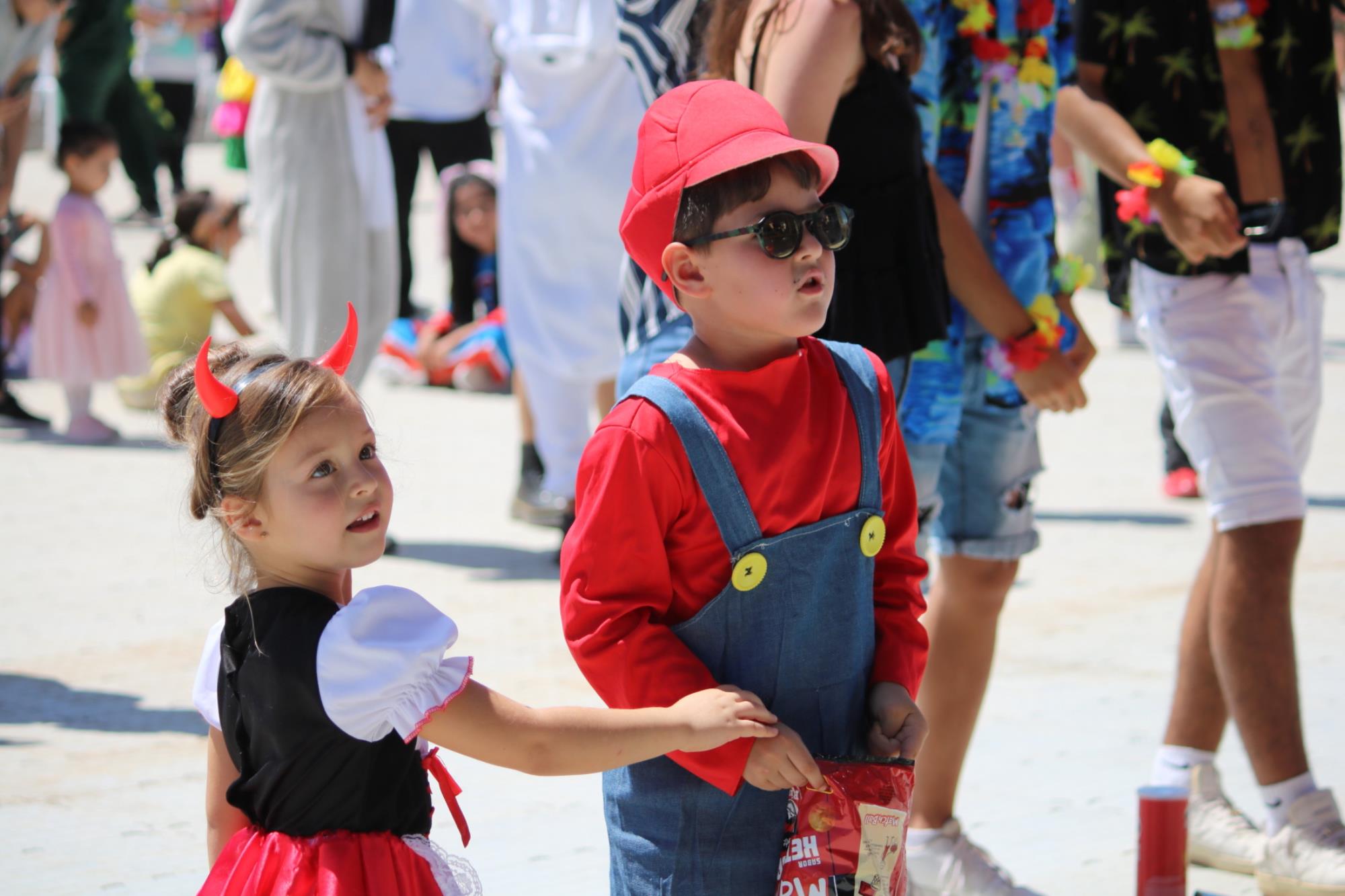 Carnaval de día en Playa Blanca Carnaval de día en Playa Blanca