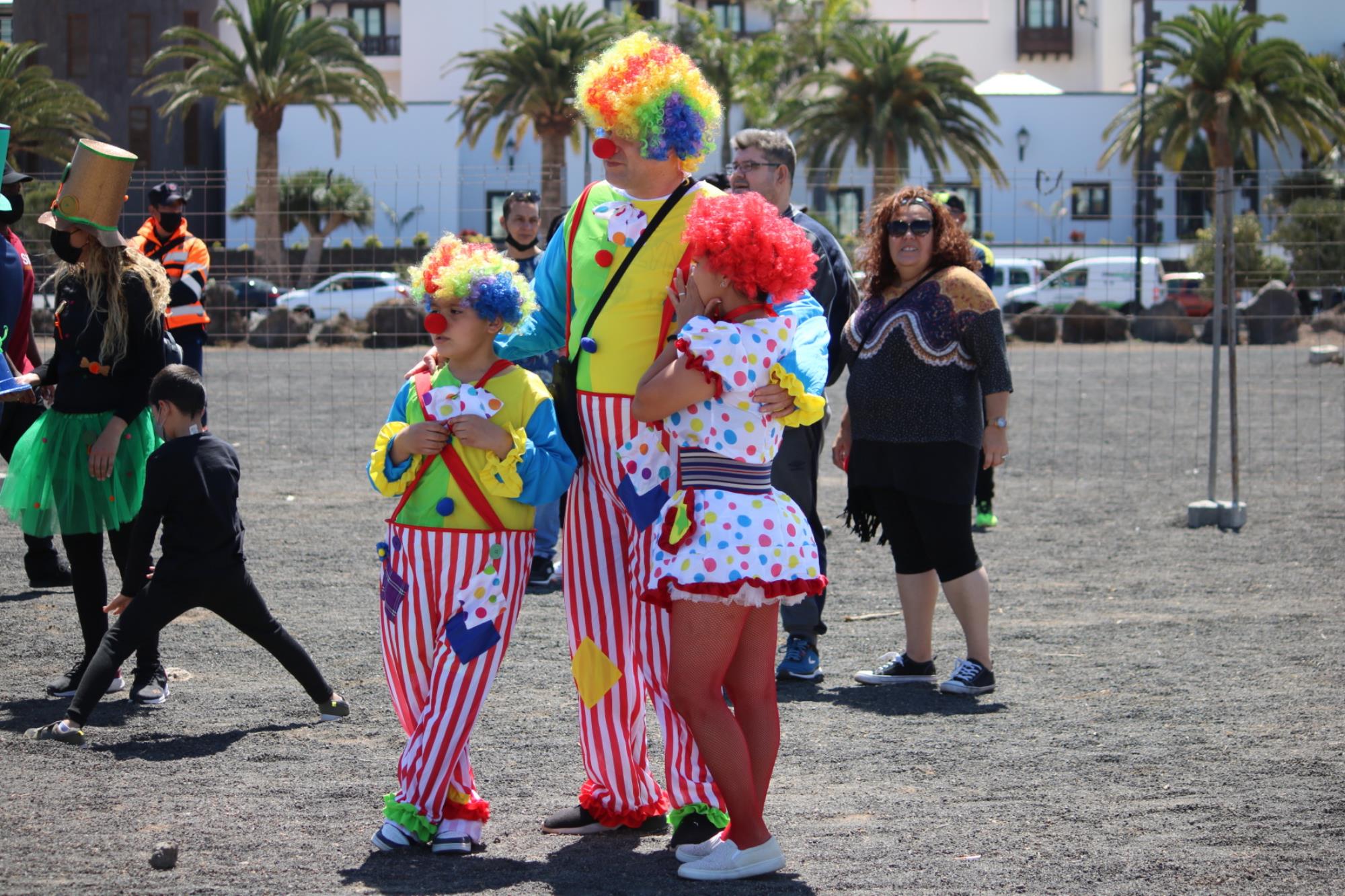 Carnaval de día en Playa Blanca Carnaval de día en Playa Blanca