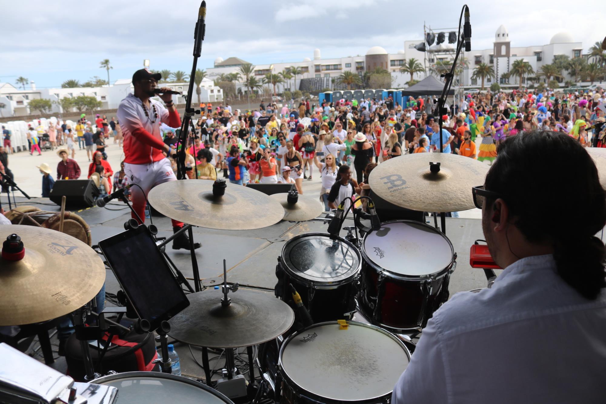 Carnaval de día en Playa Blanca Carnaval de día en Playa Blanca
