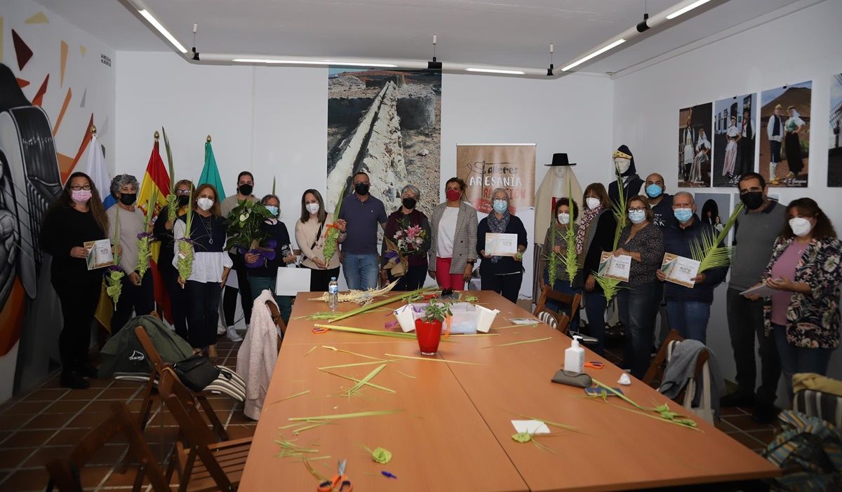 Palm Weaving Workshop in Teguise