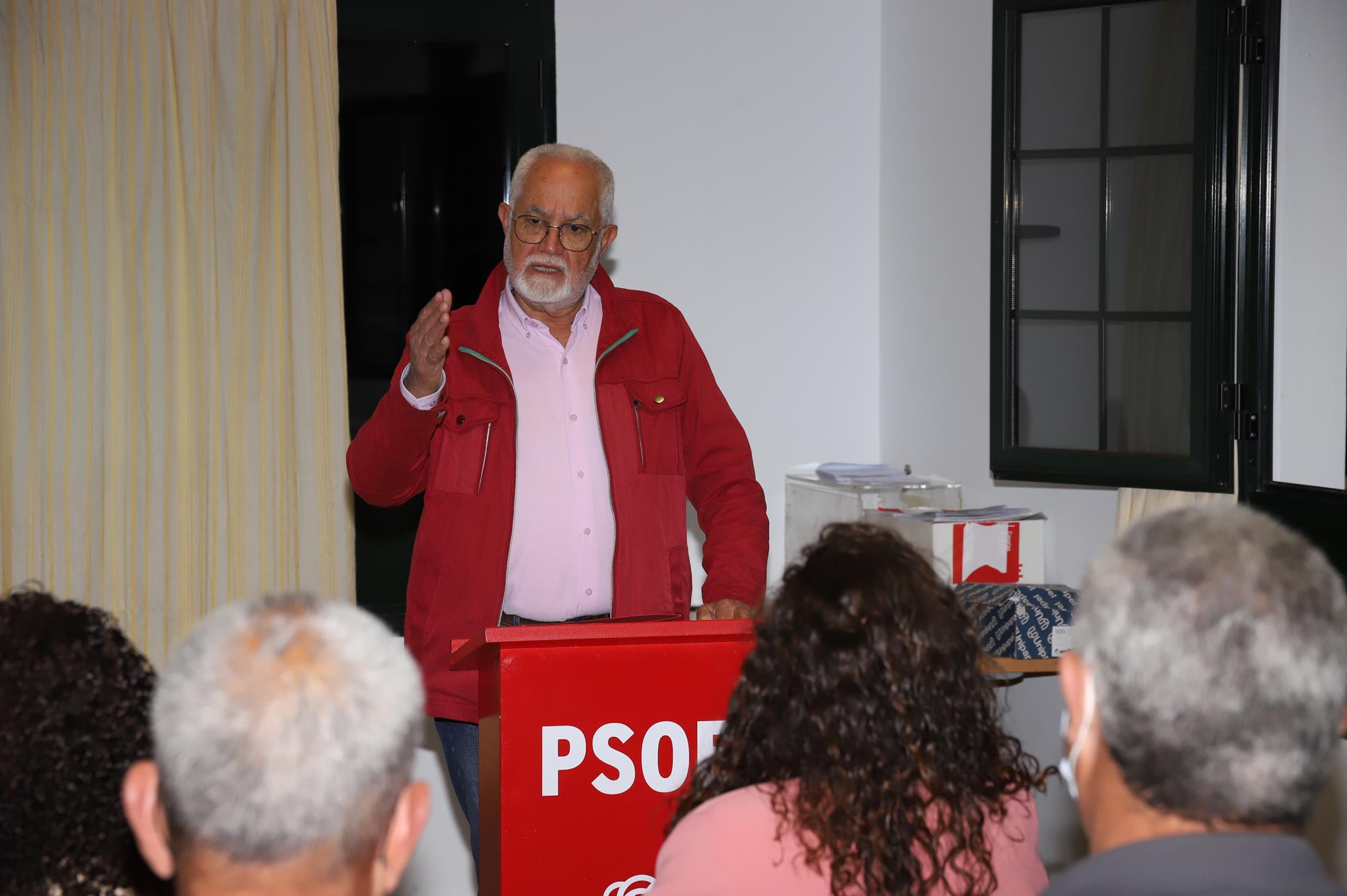 Belén Morales, nueva secretaria de los socialistas de Tinajo Belén Morales, nueva secretaria de los socialistas de Tinajo